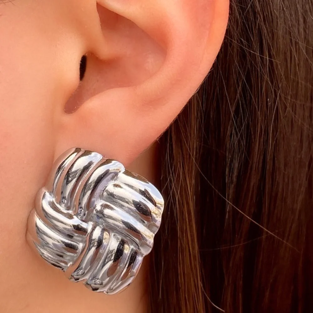 Vintage Silver Line Texture Square Clip On Earrings - Picture 1 of 6